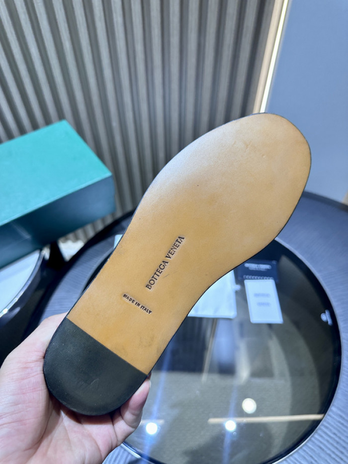 BOTTEGA VENETA SNEAKER COPSHPE BV-54